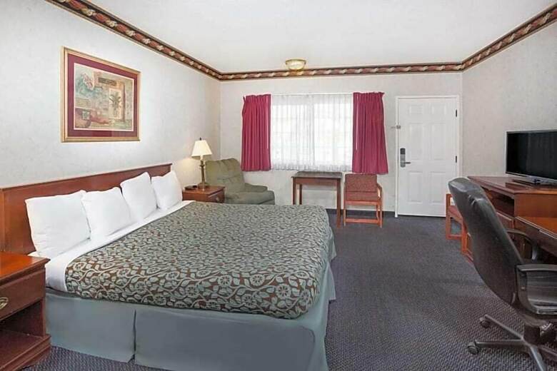 Hotel Days Inn Costa Mesa/newport Beach