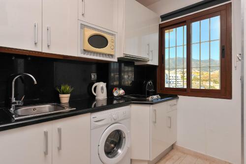 Apartamento Aloha Playa Benalmadena Canovas