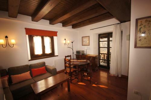 Lh Apartamento Linsoles Ochenta Y Uno
