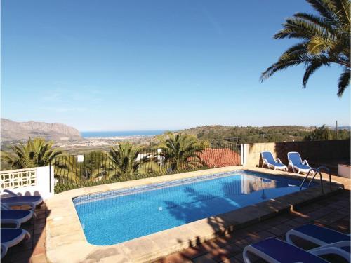 Four-bedroom Holiday Home In Benidoleig