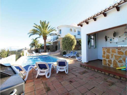 Four-bedroom Holiday Home In Benidoleig