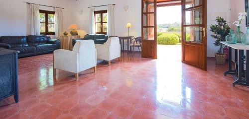 Agroturismo Ses Pereres In Biniali
