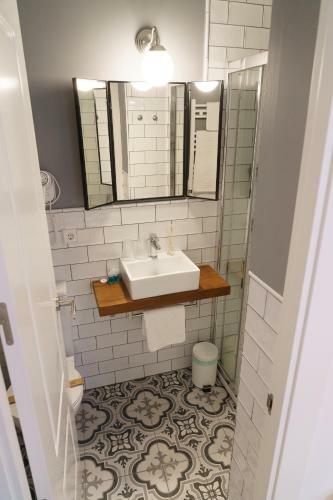 Hostal Pensi�n Boutique La Urraca Negra