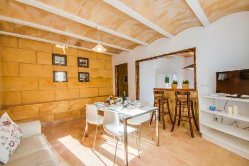 Cala Mesquida Apartment Sleeps 4 Pool Air Con Wifi