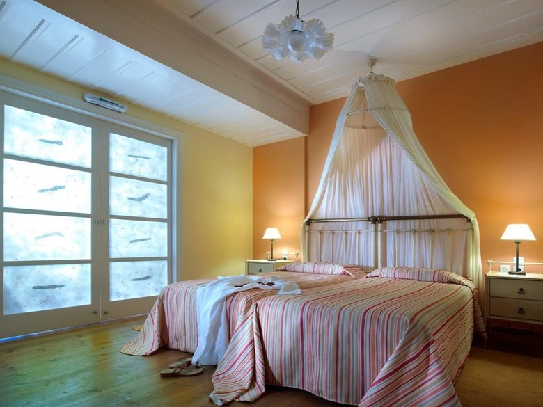 Hotel Katalagari Country Suites