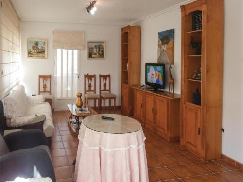 Six-bedroom Holiday Home In Caravaca