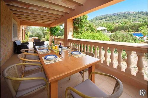 Cas Concos Villa Sleeps 11 Pool Air Con