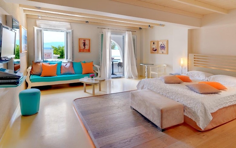 Hotel Iria Beach Art