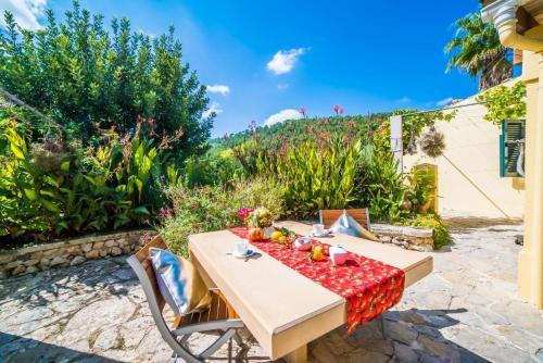 Es Barcares Villa Sleeps 6 Pool