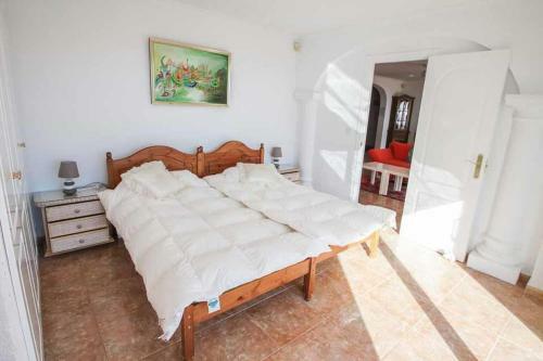 Urbanitzacio Montemar Villa Sleeps 6 Pool Air Con