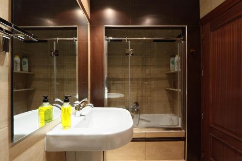 Apartamento Piso En Calle Recogidas (centro)