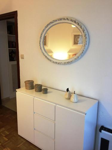 Apartamento Piso En Calle Recogidas (centro)