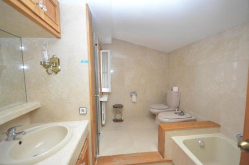 Bonito Y Espacioso Apartamento En Primera L�nea D