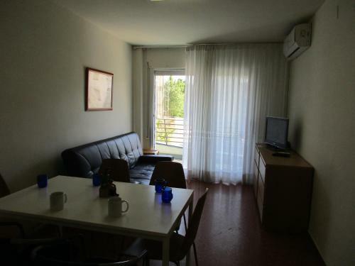 Apartamento Rocamaura Iv-2-9 Inmoestartit
