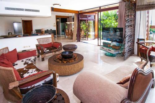 Tauro Villas
