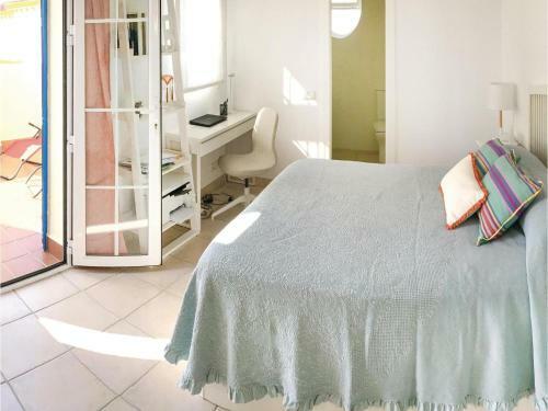 Four-bedroom Holiday Home In Vera Playa