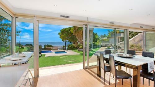 Lloret De Mar Villa Sleeps 8