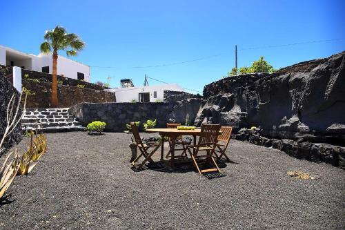 Apartamento Pe�as Blancas