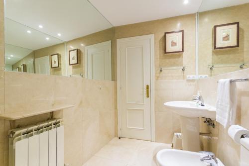 Apartamento Puerta Del Sol Stylish Aparments