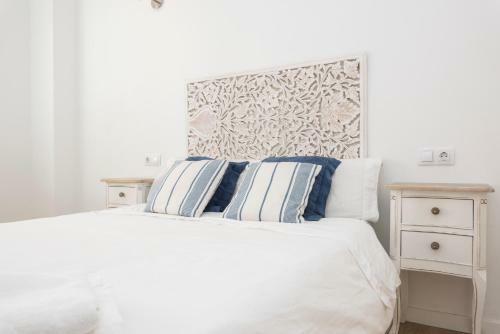 Three-bedroom Apartment Cervantes