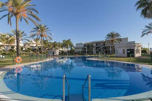 Bonito Apartamento En Nueva Andalucia