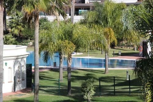 Bonito Apartamento En Nueva Andalucia