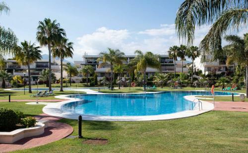 Bonito Apartamento En Nueva Andalucia