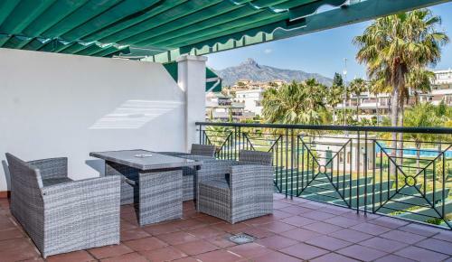 Bonito Apartamento En Nueva Andalucia