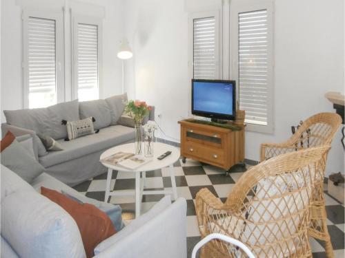 Four-bedroom Holiday Home In Mazarron