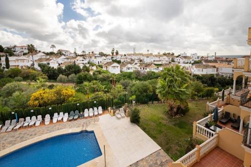 Colinas Del Faro Apartment By Rafleys