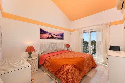 Townhouse Monique Calahonda Canovas