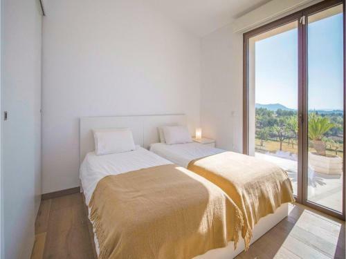 Four-bedroom Holiday Home In Moscari