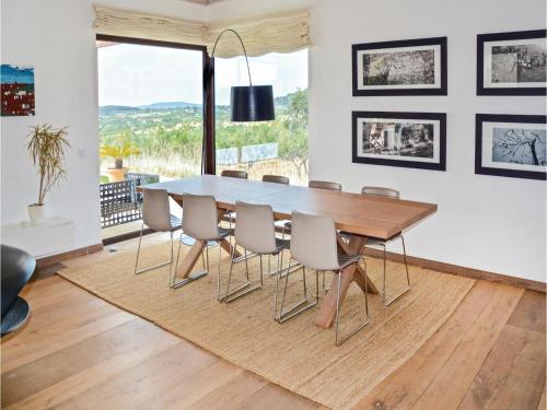 Four-bedroom Holiday Home In Moscari