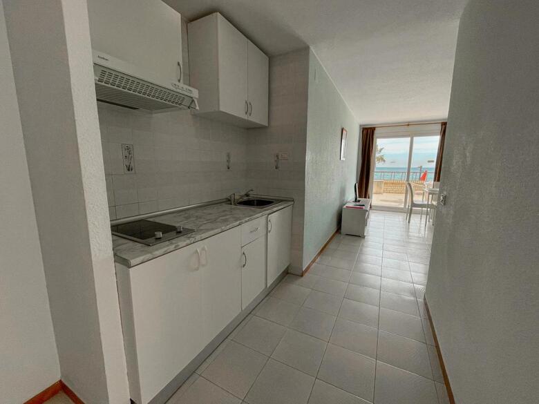 Apartamentos Oropesa Primera L�nea 3000