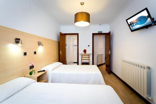 Hostal Pension Otano