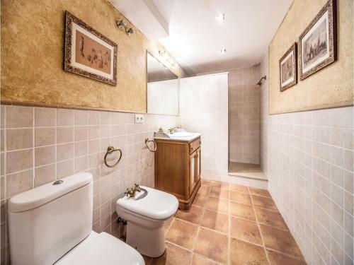 Four-bedroom Holiday Home In Peniscola