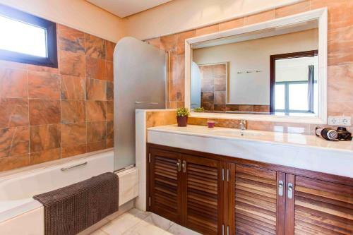 Hipoclub Villas, Zafiro 20 Villa