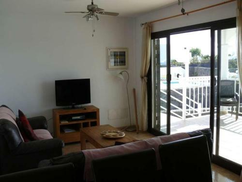 Playa Blanca Villa Sleeps 12 Pool Wifi
