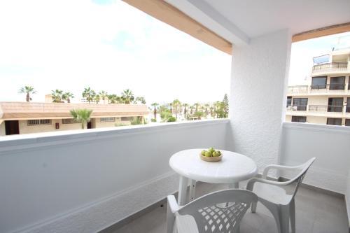 Apartment With Terrace In Playa De Las Americas