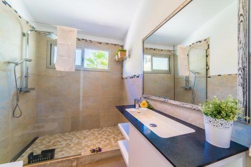 Playa De Muro Villa Sleeps 7 Air Con Wifi