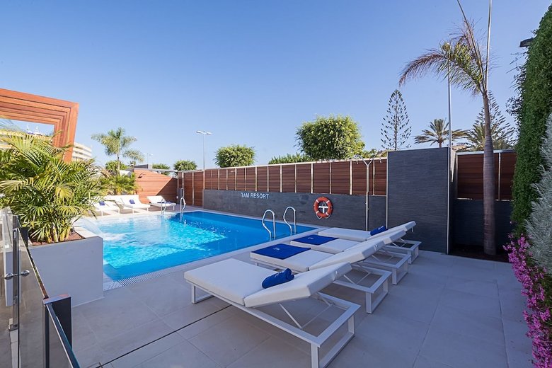 Hotel Silvi Villas By Tam Resorts