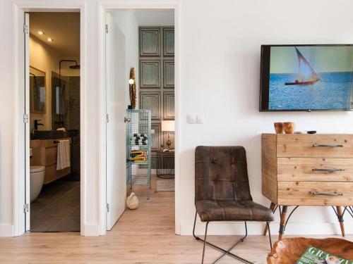 Cozy Apartment Av111 In Playa Del Ingles
