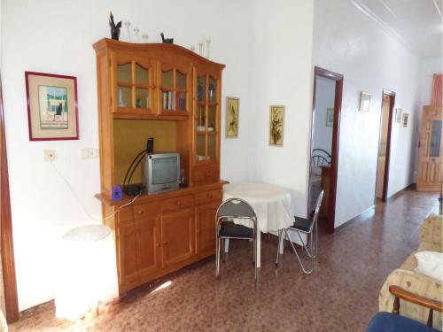 Three-bedroom Holiday Home In Playa Honda