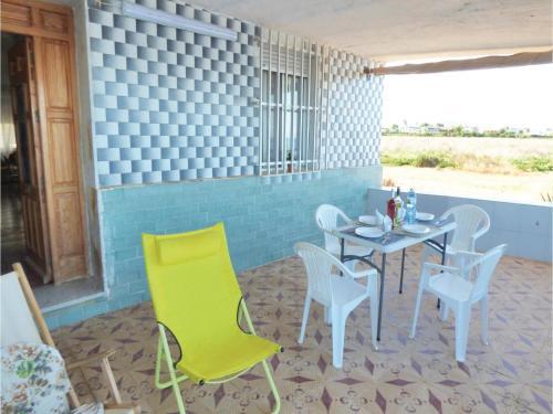 Three-bedroom Holiday Home In Playa Honda