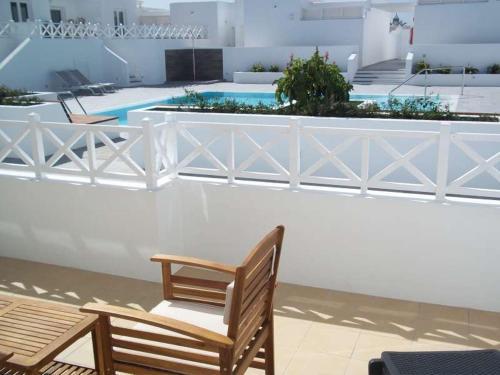 Playa Honda Apartment Sleeps 4 Pool Wifi