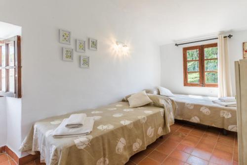Pollenca Villa Sleeps 6 Wifi