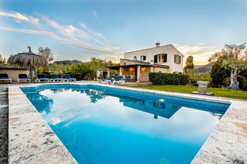 Villa Marina With Swimming Pool