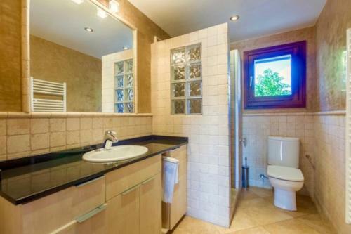 Pollenca Villa Sleeps 6 Air Con Wifi T454324