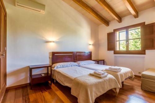 Pollenca Villa Sleeps 6 Air Con Wifi T454324