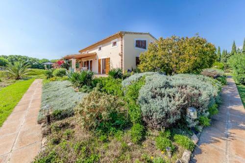 Es Barcares Villa Sleeps 8 Pool Air Con Wifi